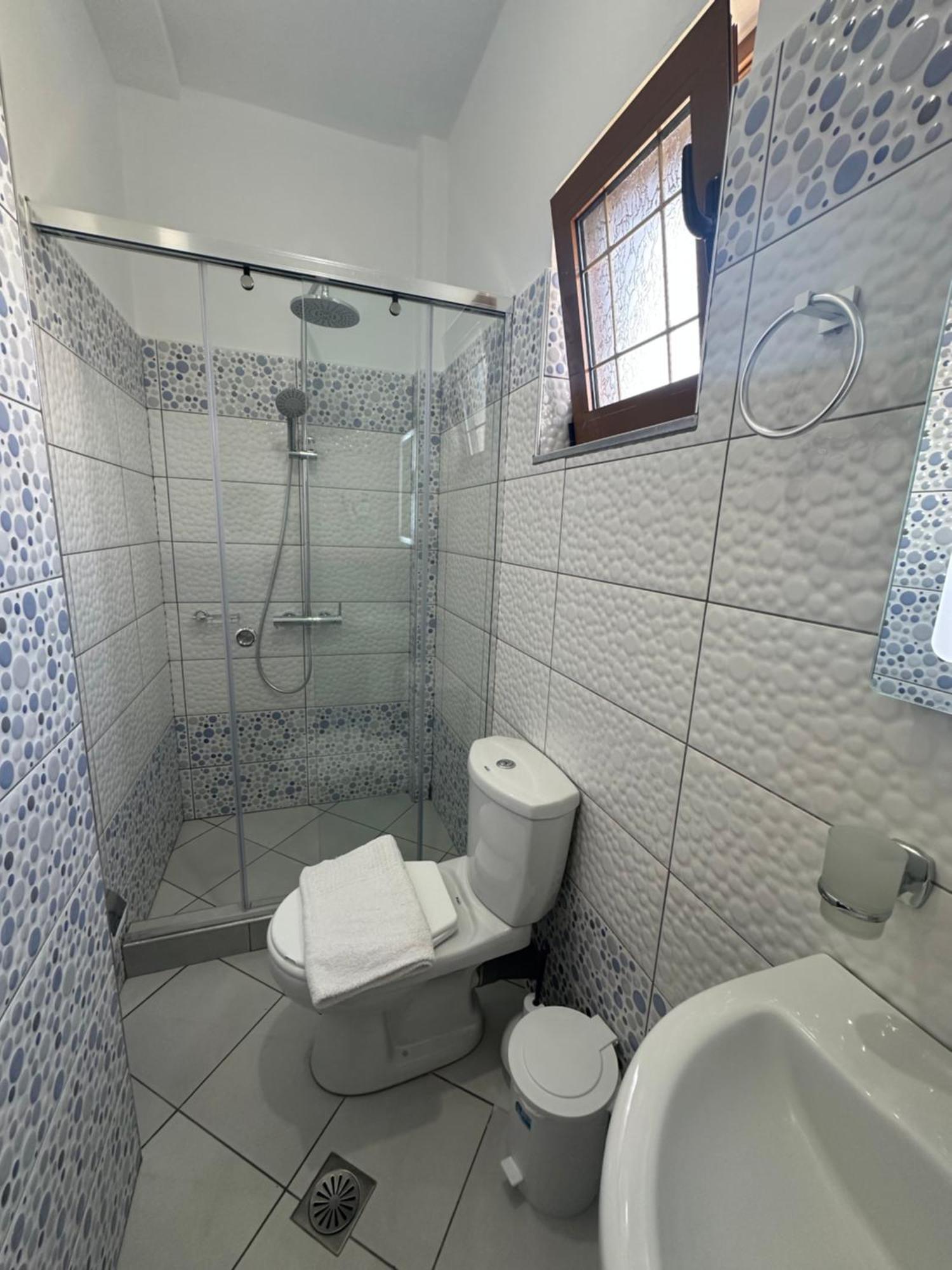 Guesthouse Jasmine Εξαμίλιο Εξωτερικό φωτογραφία