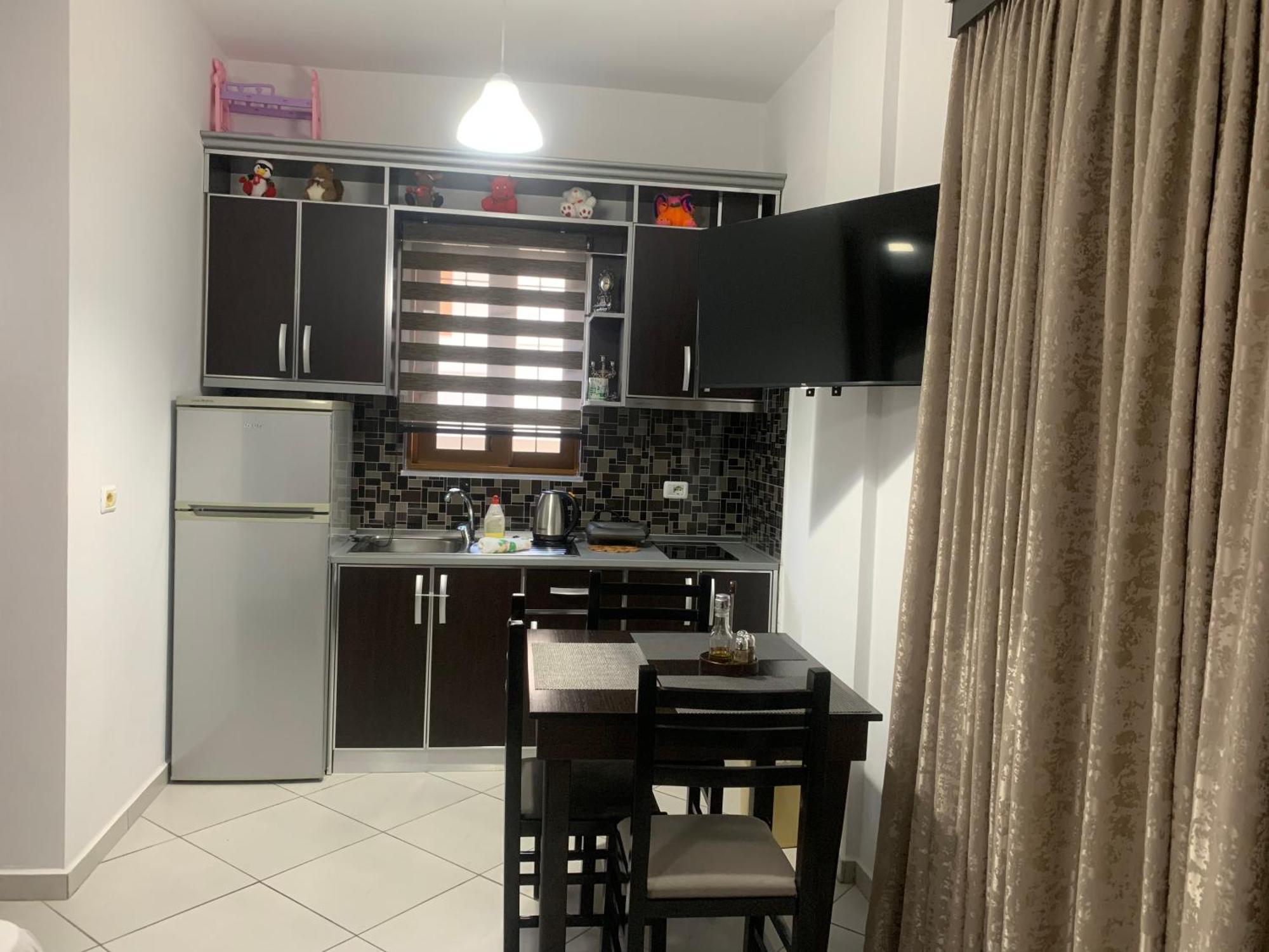 Guesthouse Jasmine Εξαμίλιο Εξωτερικό φωτογραφία